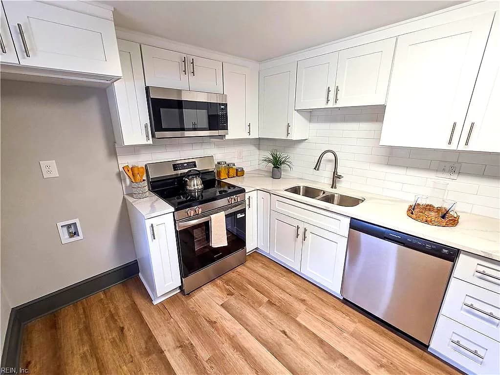 504 Cedar CT, SUFFOLK VA 23434 - Photo 4