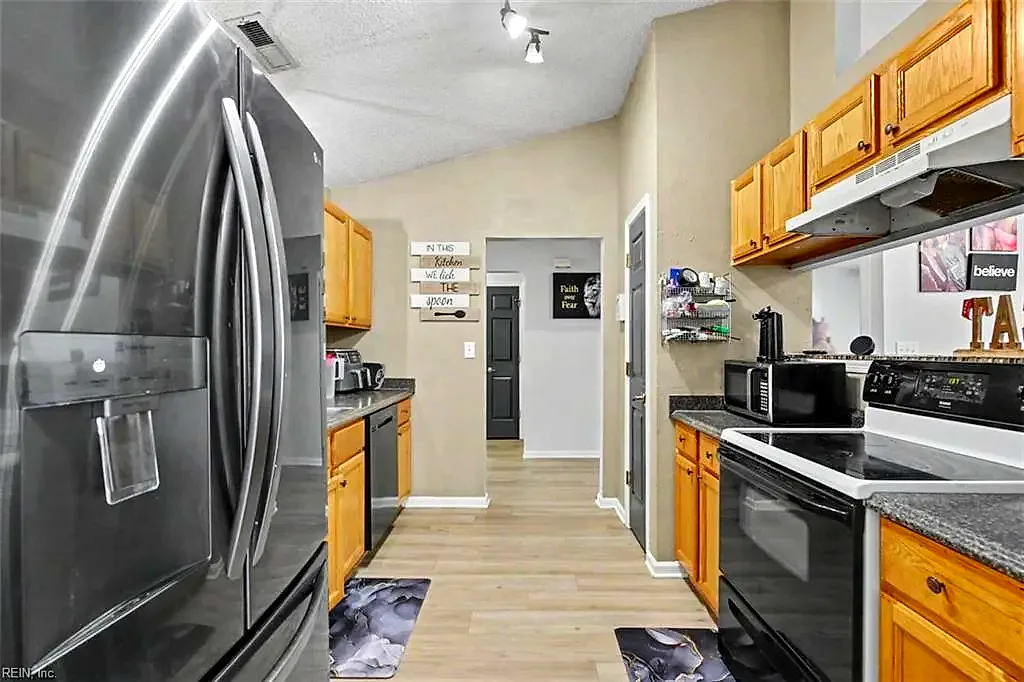 202 Millwheel CT, SUFFOLK VA 23434 thumb 12