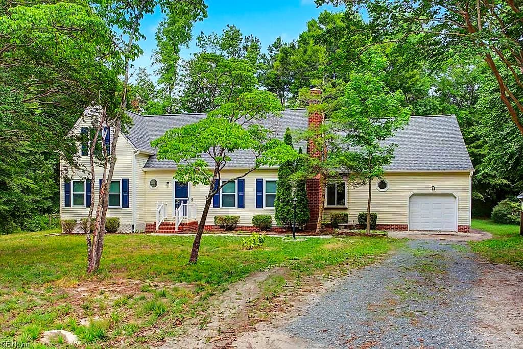 6495 Glenside Court CT, GLOUCESTER VA 23061 - Photo 4