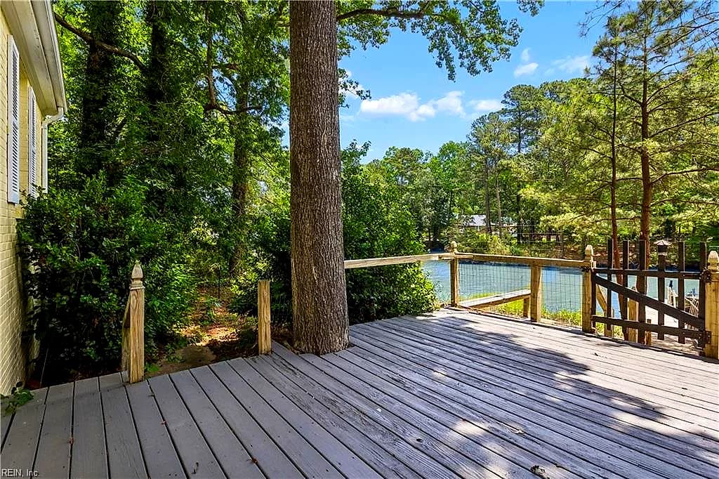 3038 Bray RD, VIRGINIA BEACH VA 23452 - Photo 4