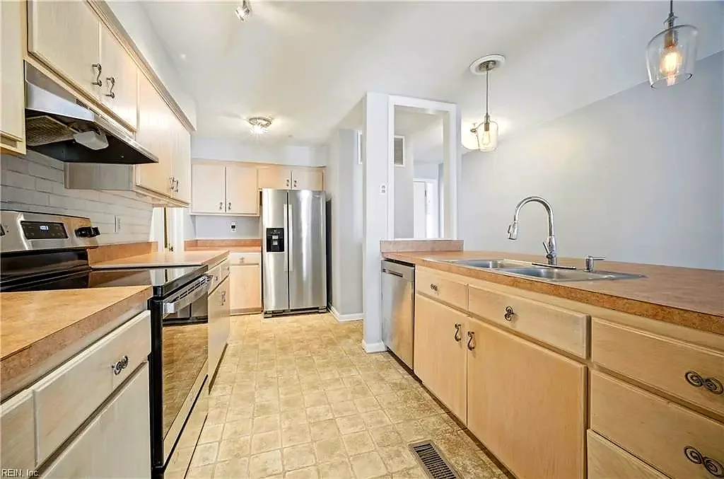 2328 Bays Edge AVE, VIRGINIA BEACH VA 23451 thumb 8