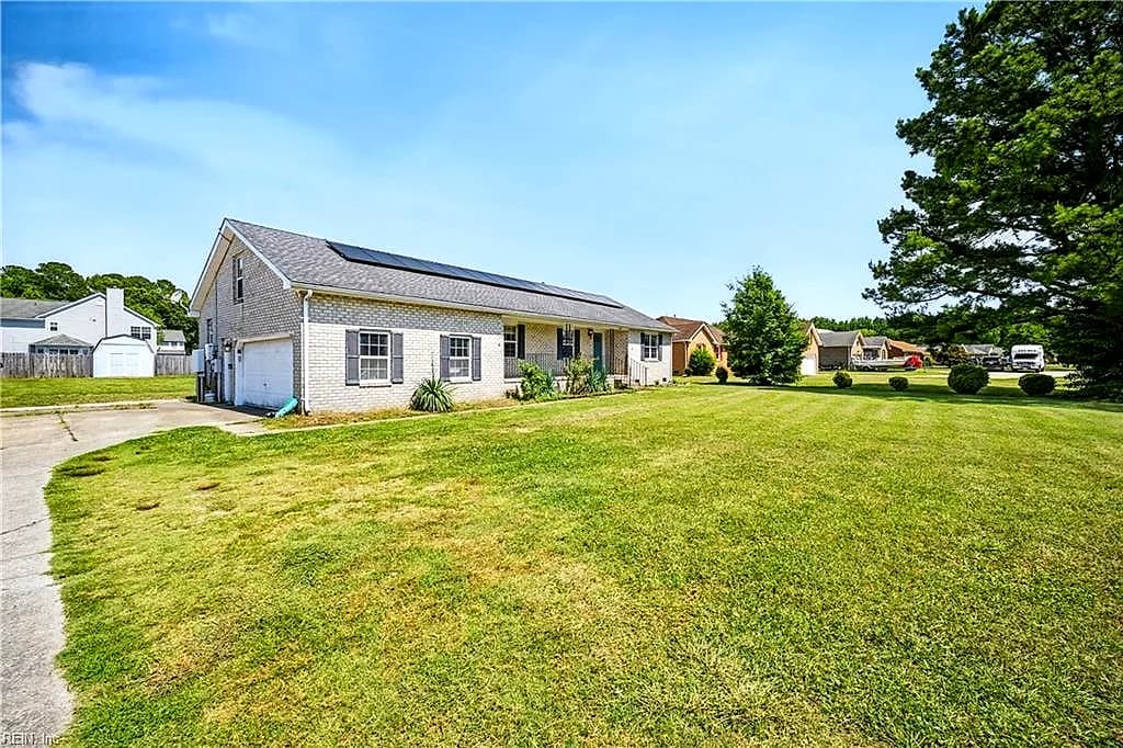 2078 Nansemond PW, SUFFOLK VA 23434 - Photo 5