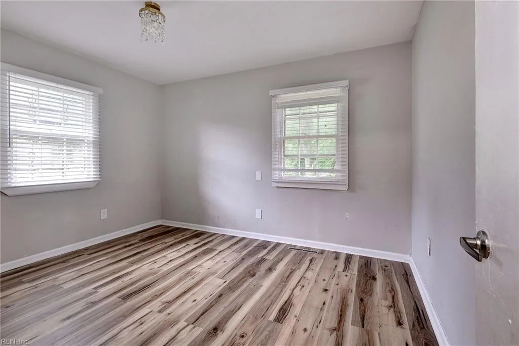 461 Dare AVE, HAMPTON VA 23661 thumb 11