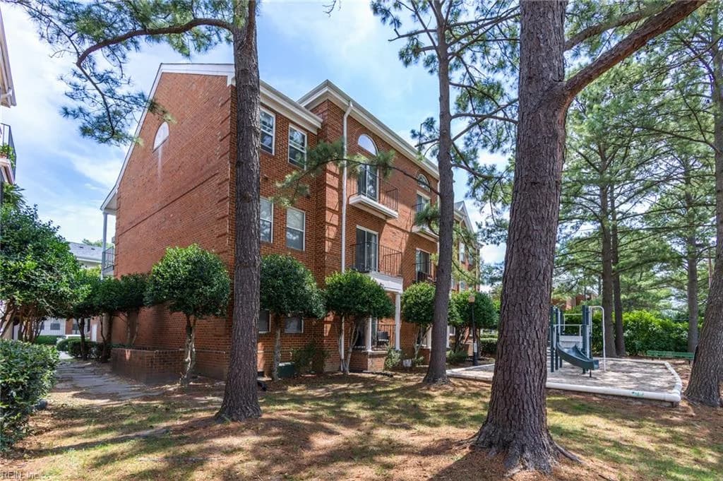 203 Westover AVE #103, NORFOLK VA 23507 thumb 12