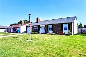 113 Virginia DR, NEWPORT NEWS VA 23602 - Main photo