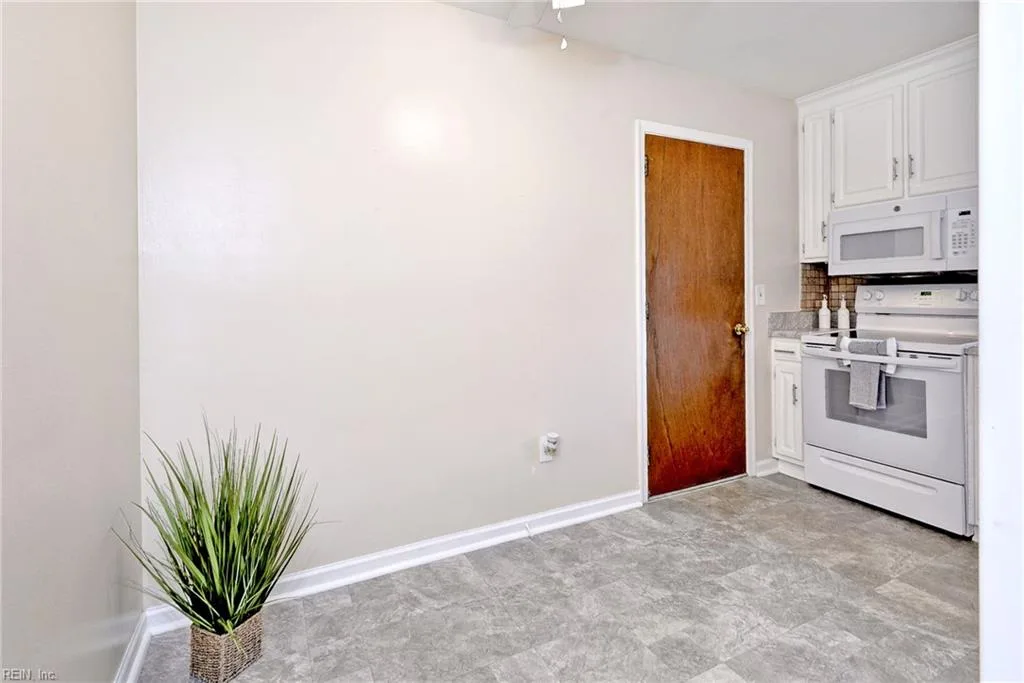 113 Virginia DR, NEWPORT NEWS VA 23602 thumb 11