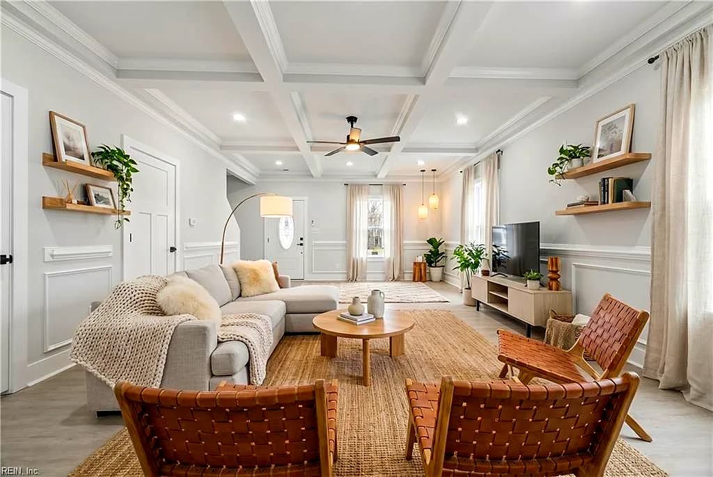 626 Day ST, HAMPTON VA 23661 - Photo 4