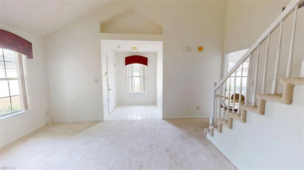 902 Miller Creek LN, NEWPORTNEWS VA 23602 - Photo 3