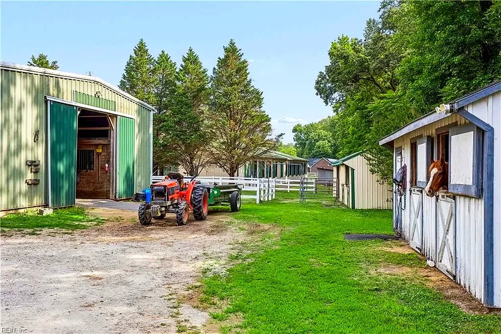 2016 Forge RD, TOANO VA 23168 thumb 8
