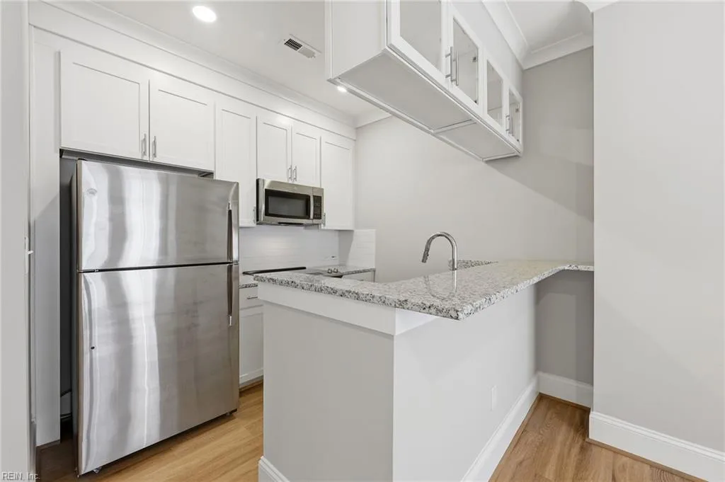 9566 Shore DR, NORFOLK VA 23518 thumb 8