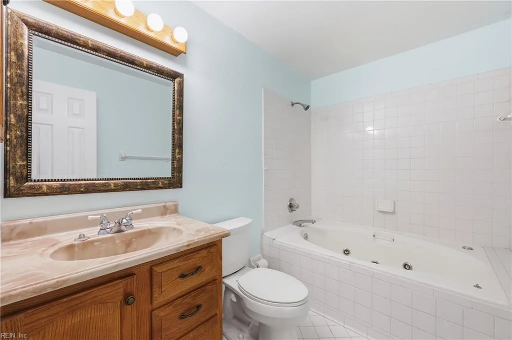 1226 Foursome LN, VIRGINIABEACH VA 23455 thumb 7