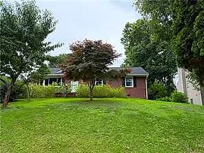 29 Williamson Park DR, NEWPORT NEWS VA 23608 - Photo 2