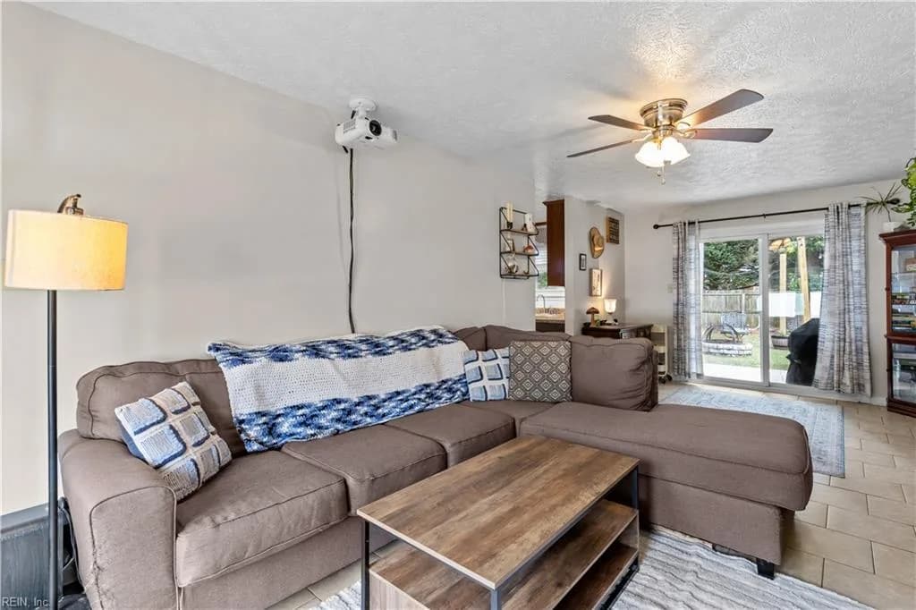 695 Chatsworth DR, NEWPORTNEWS VA 23601 thumb 7