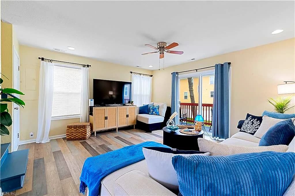 9573 6th Bay ST, NORFOLK VA 23518 - Photo 3