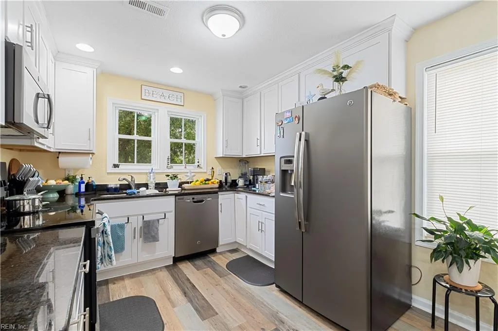 9573 6th Bay ST, NORFOLK VA 23518 thumb 10