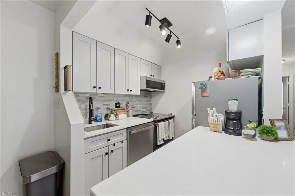 103 Haverford CT #2, HAMPTON VA 23666 thumb 12