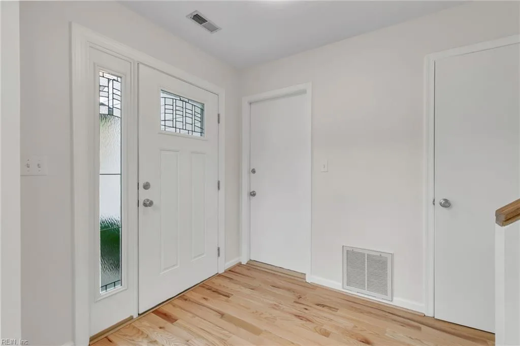 121 Gardenville DR, YORKTOWN VA 23693 thumb 10