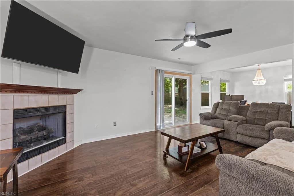 212 Greenfield CRES, SUFFOLK VA 23434 thumb 6