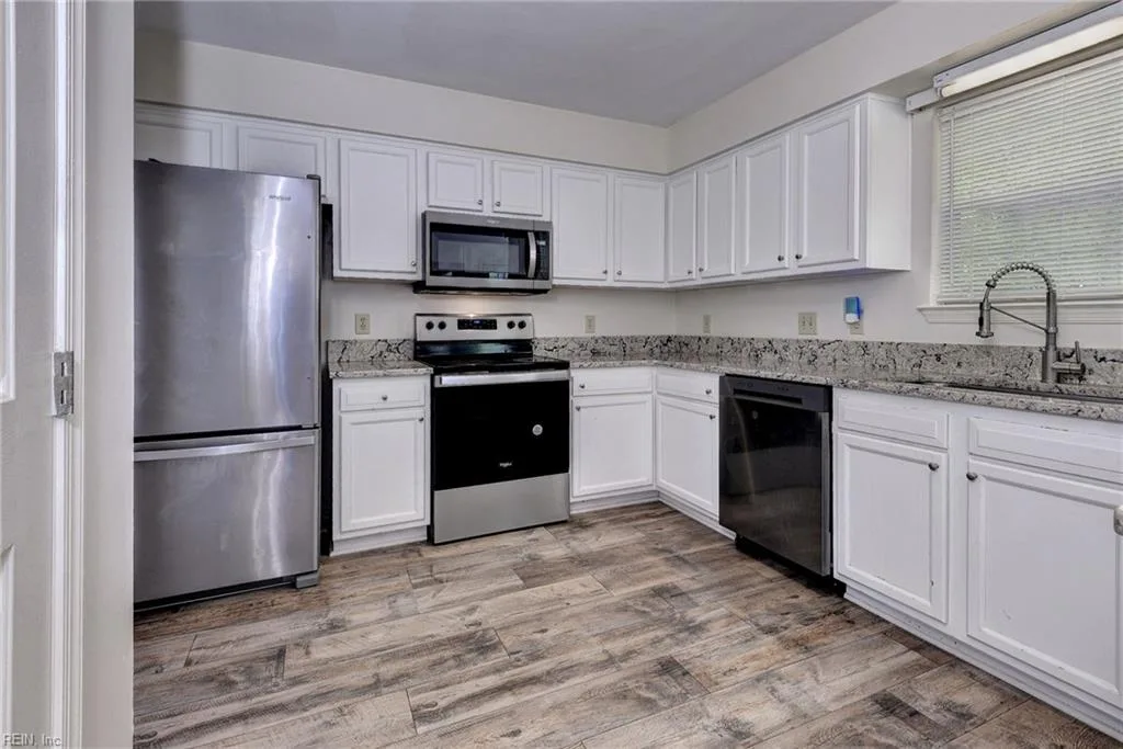 1565 Winthrope DR, NEWPORTNEWS VA 23602 thumb 10