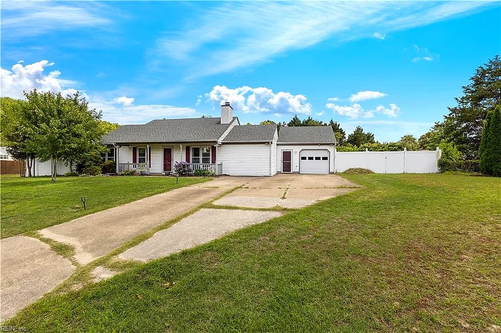 879 Maple CT, SMITHFIELD VA 23430 - Photo 3