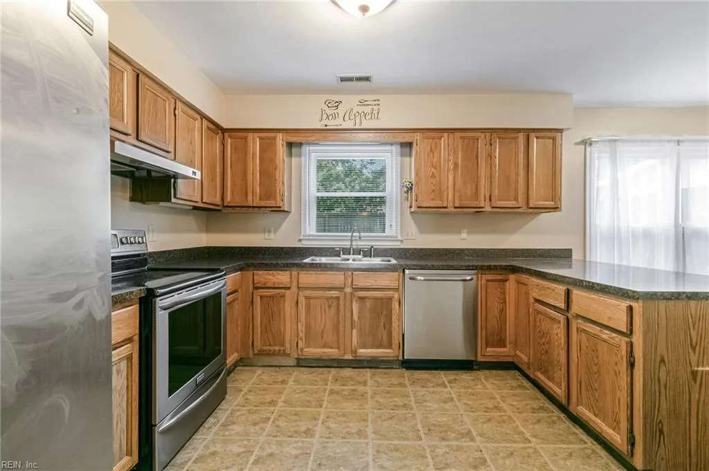 892 Little Dean CIR, NEWPORTNEWS VA 23608 thumb 8