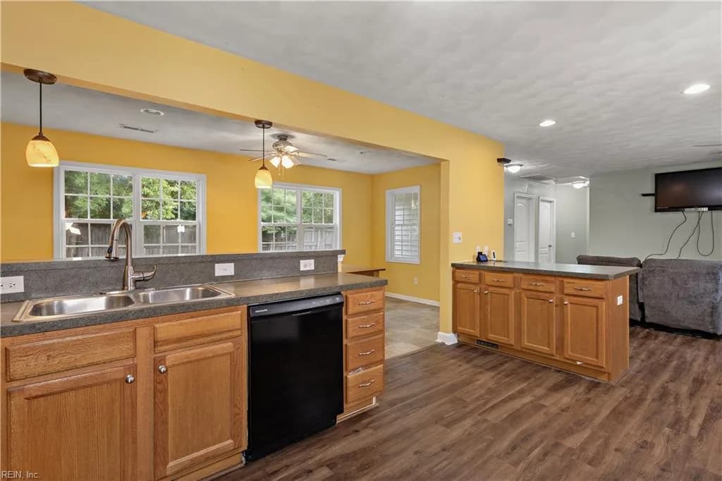 5096 Rochelle RD, VIRGINIABEACH VA 23464 thumb 8