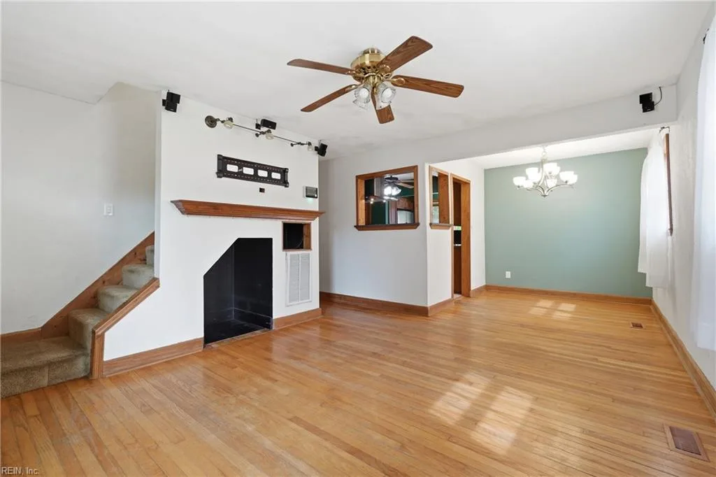 1338 Boxwood CIR, NORFOLK VA 23518 thumb 6