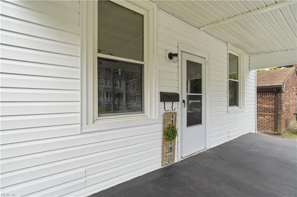 825 W 48th ST, NORFOLK VA 23508 thumb 6