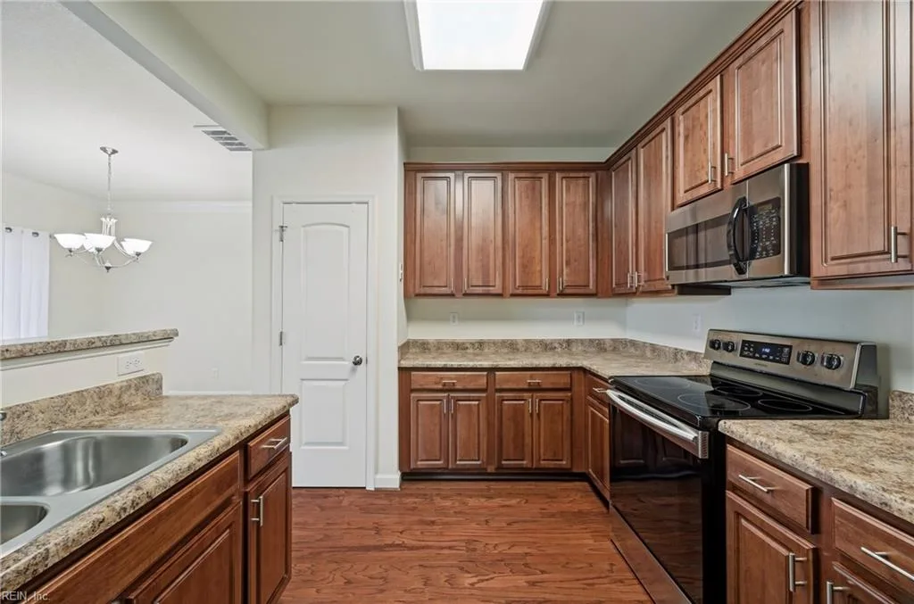 1029 Warrington BLVD, CHESAPEAKE VA 23320 thumb 8