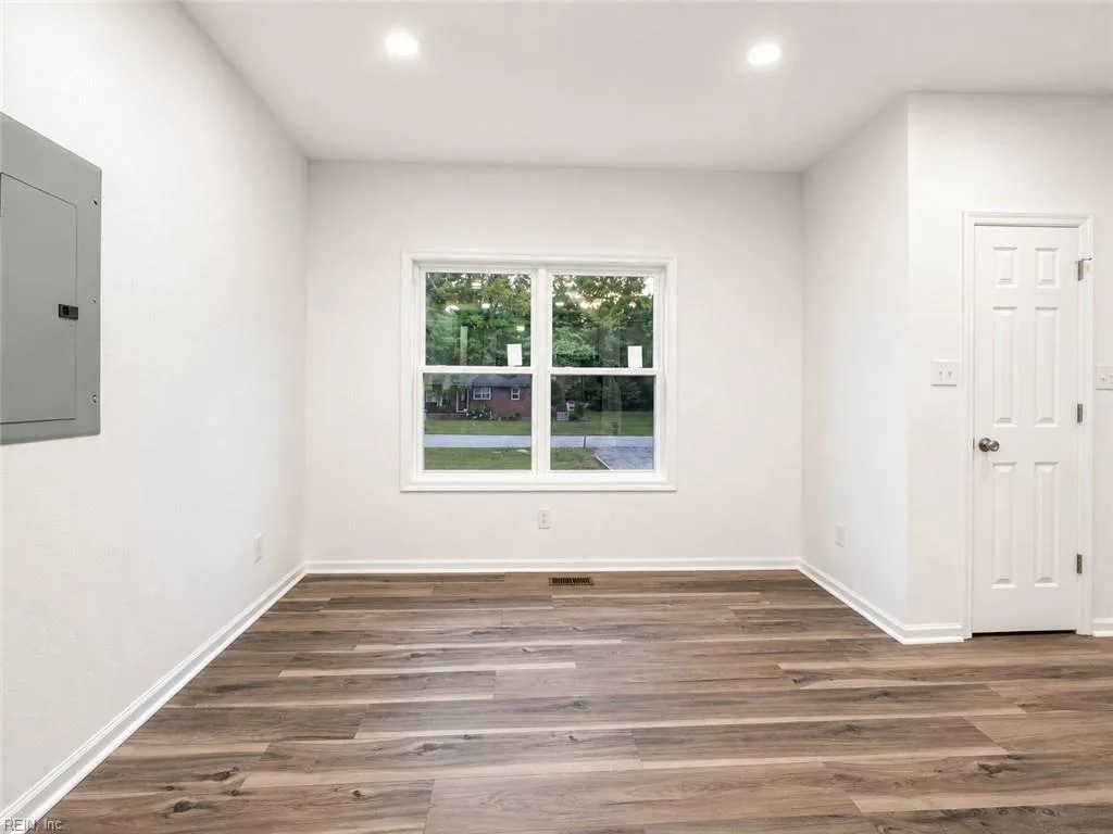 5077 James WAY, SMITHFIELD VA 23430 thumb 10