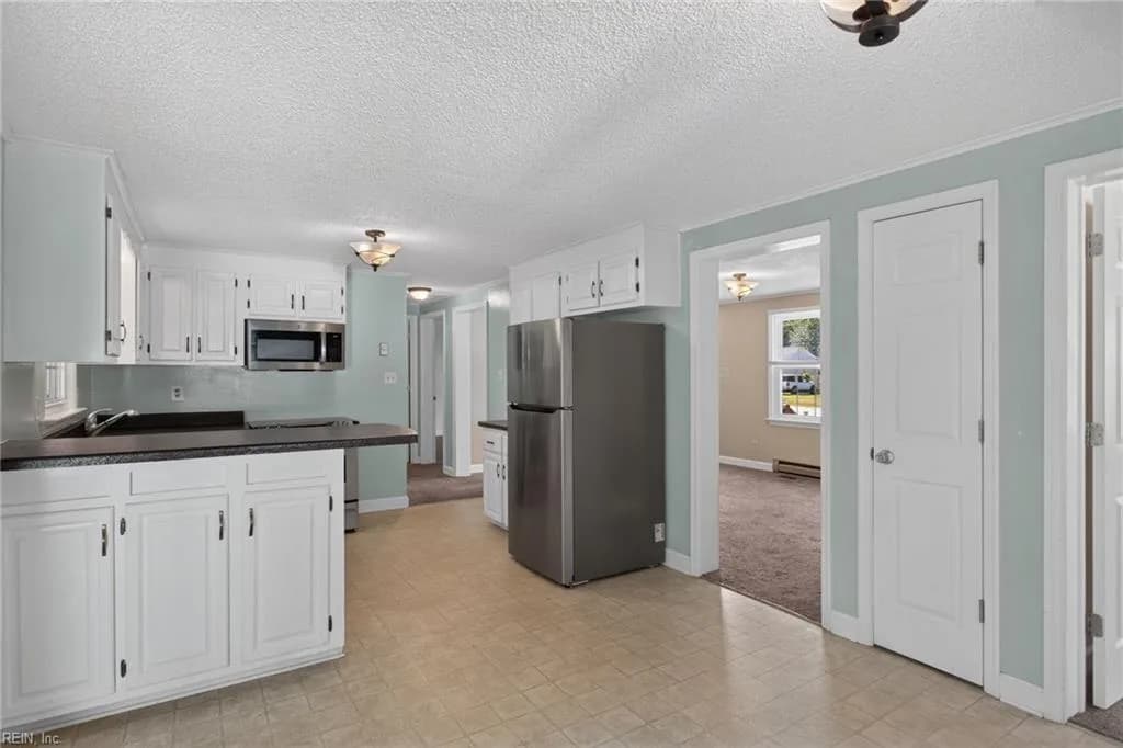 105 Cavalier DR, YORKTOWN VA 23692 thumb 12