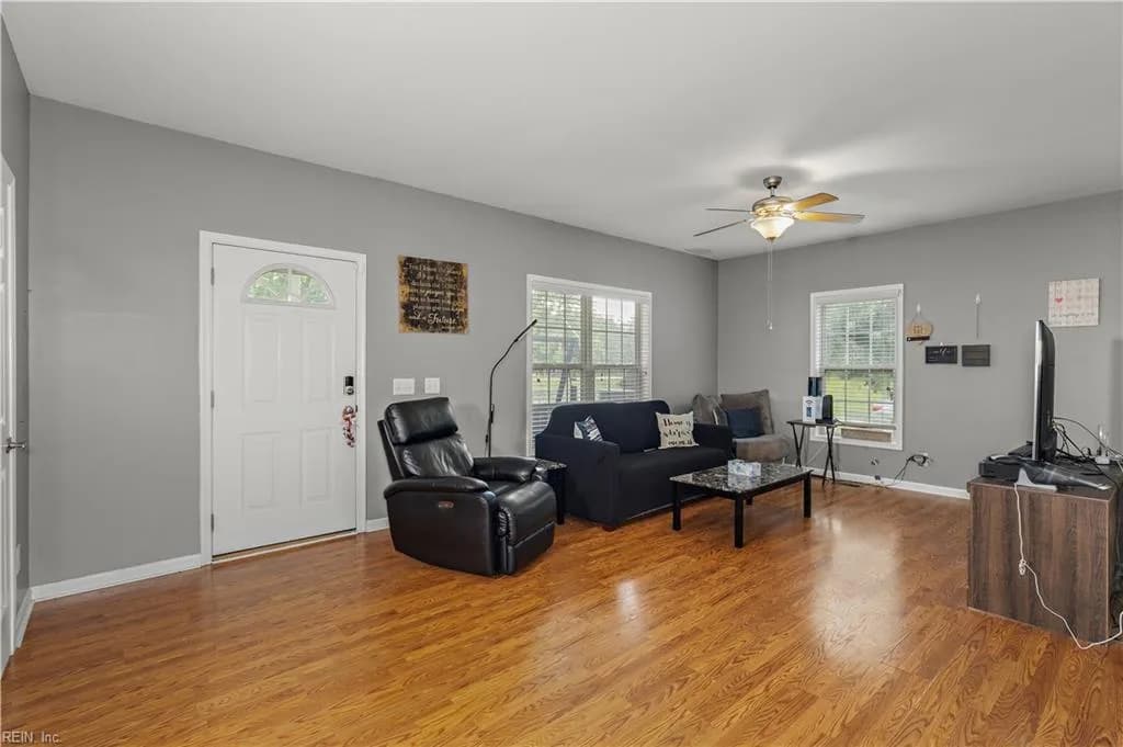 17403 Carroll Bridge RD, WINDSOR VA 23487 thumb 8