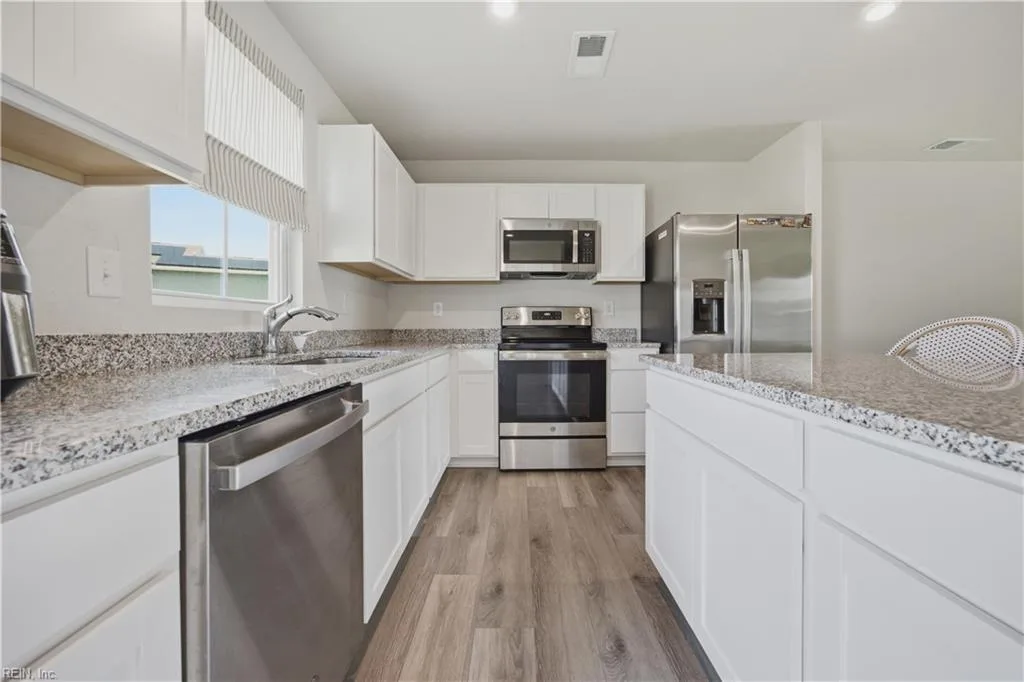 109 Good Hope LN, PORTSMOUTH VA 23701 thumb 11
