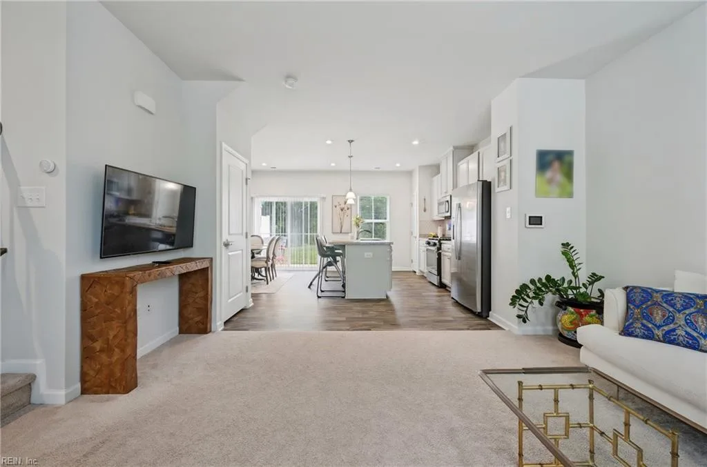 4014 Grove Point DR, RICHMOND VA 23223 thumb 10
