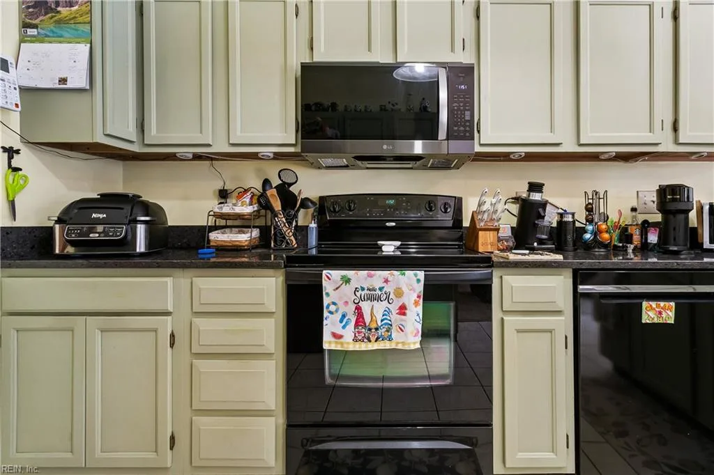 148 Hall RD, HAMPTON VA 23664 thumb 11