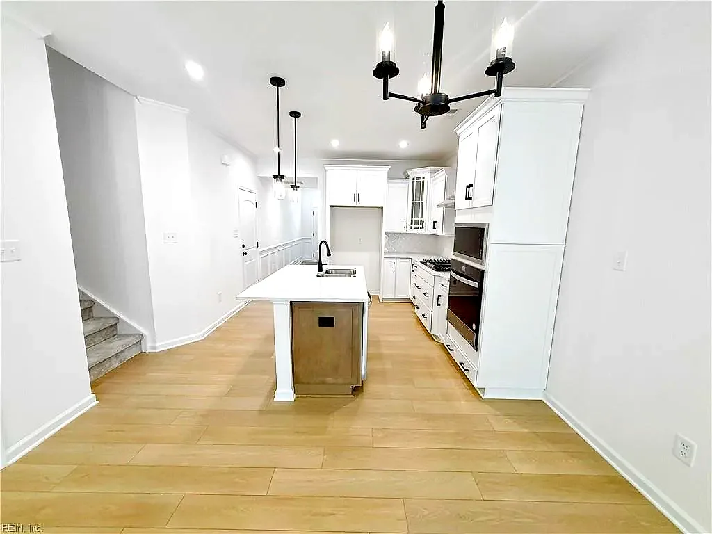 1531 Waltham LN, NEWPORT NEWS VA 23608 - Photo 5