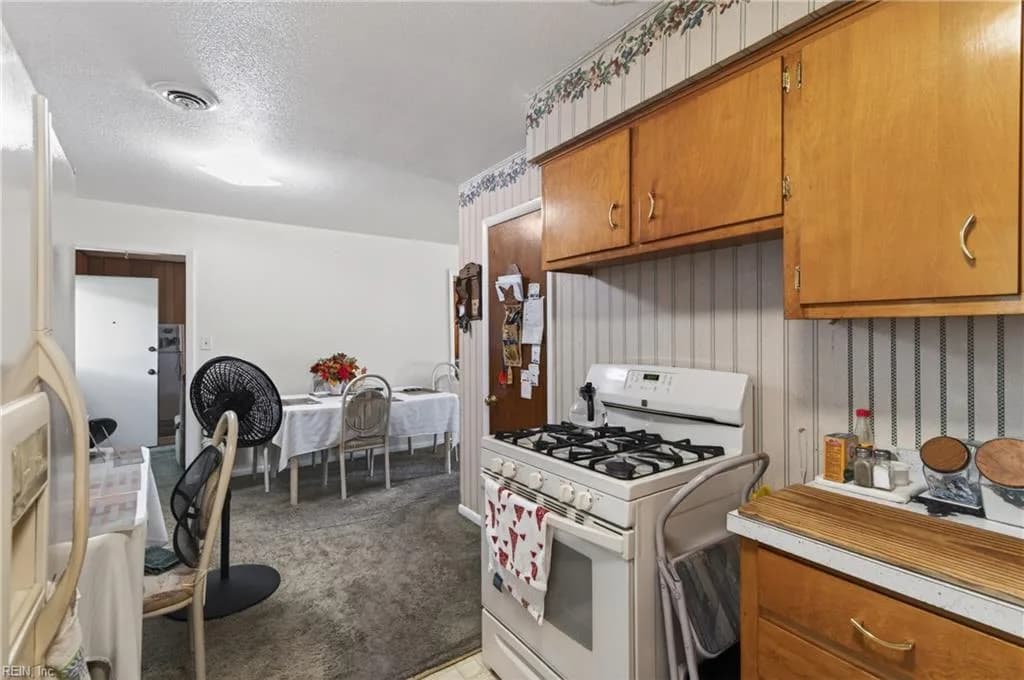 146 Ruston DR, NEWPORTNEWS VA 23602 thumb 9