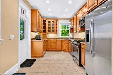 736 W Princess Anne RD #402, NORFOLK VA 23517 thumb 6