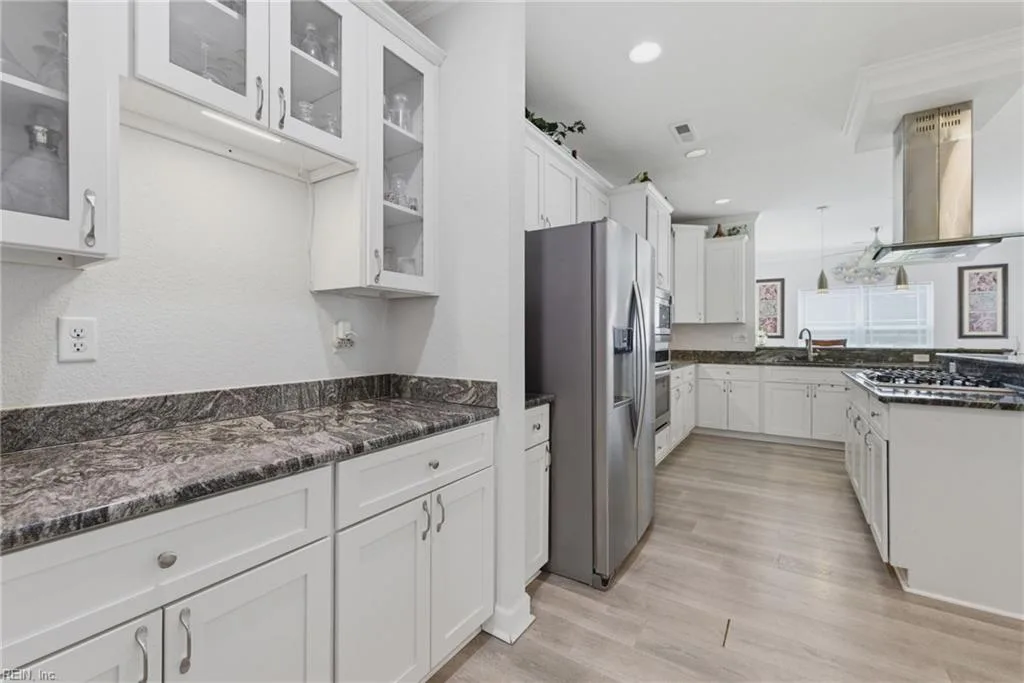656 Vaughan AVE, HAMPTON VA 23661 thumb 12