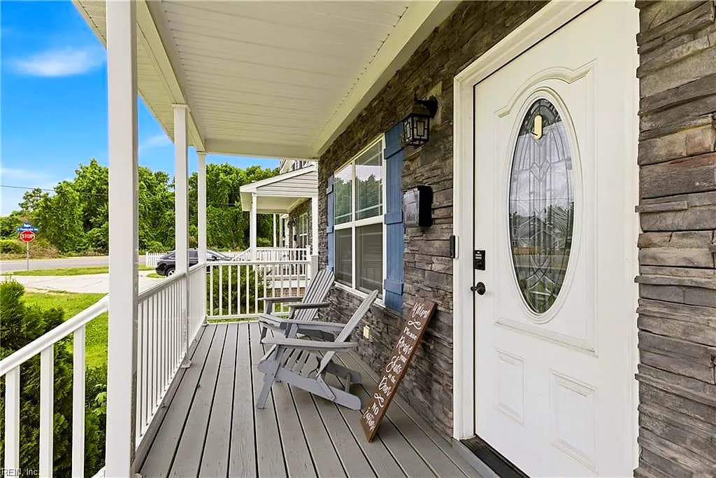 656 Vaughan AVE, HAMPTON VA 23661 - Photo 4