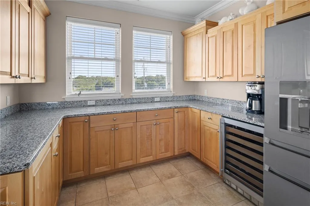 3800 Dupont CIR #302, VIRGINIABEACH VA 23455 thumb 11