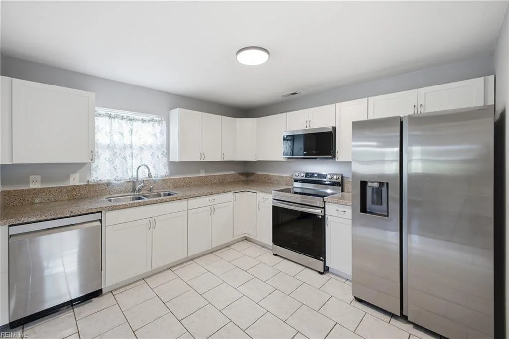 1902 Bay AVE, HAMPTON VA 23661 thumb 6