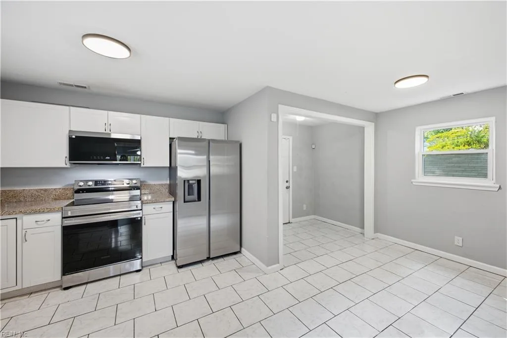 1902 Bay AVE, HAMPTON VA 23661 thumb 7