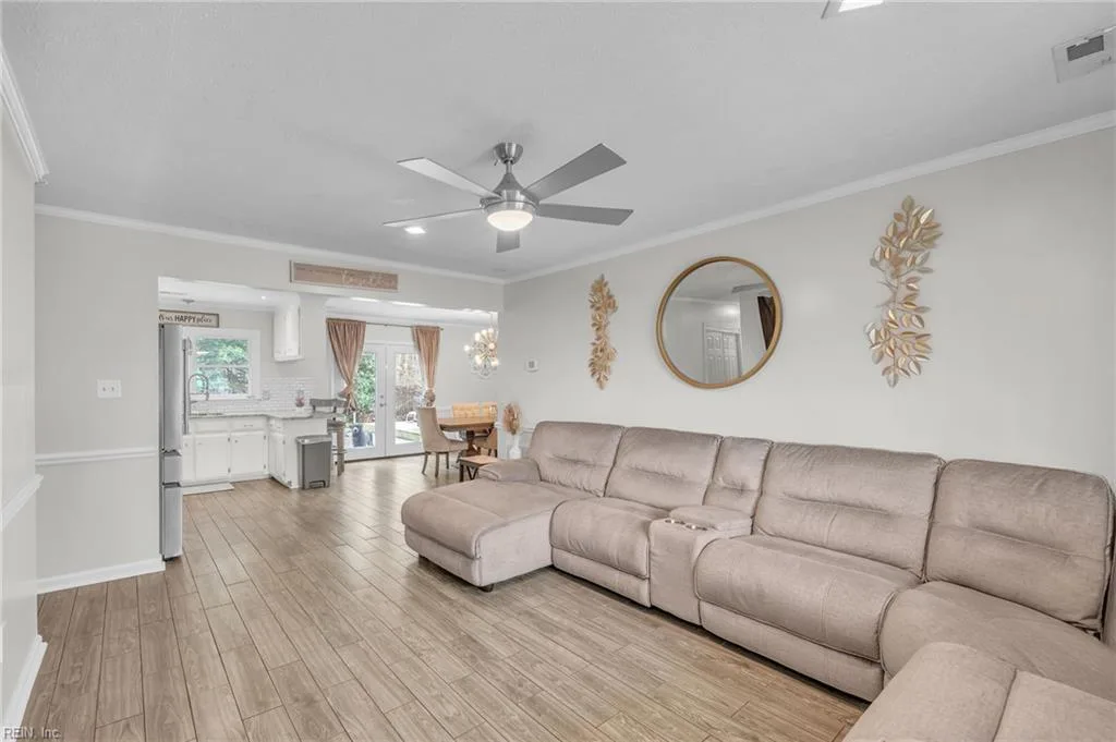 5 Jimmy CIR, HAMPTON VA 23666 - Photo 4