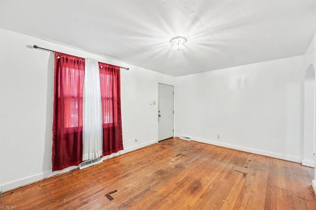 3466 Chapel DR, RICHMOND VA 23224 thumb 7