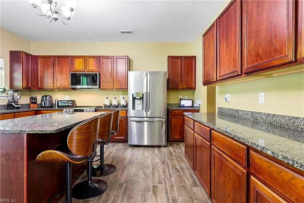 219 Dogwood RD, YORKTOWN VA 23690 thumb 6