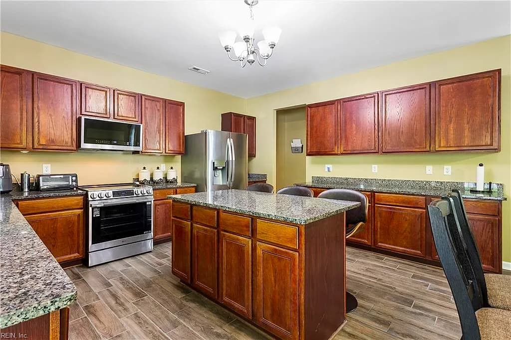 219 Dogwood RD, YORKTOWN VA 23690 thumb 7
