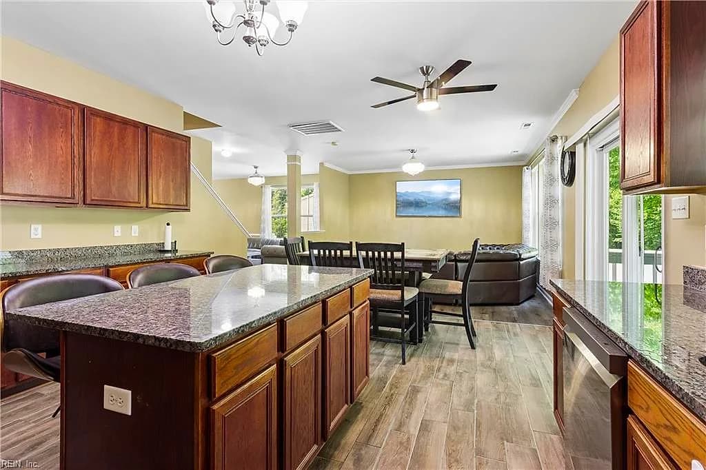 219 Dogwood RD, YORKTOWN VA 23690 thumb 10