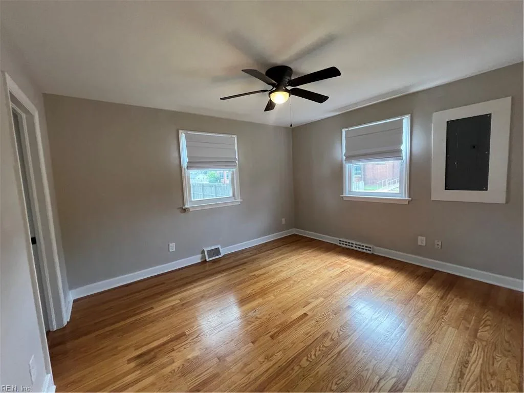 2725 Greendale AVE, NORFOLK VA 23518 thumb 12