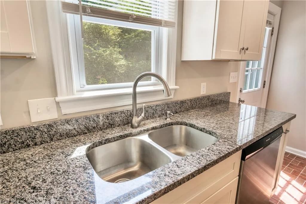 113 Glovers CT, CHESAPEAKE VA 23322 thumb 9
